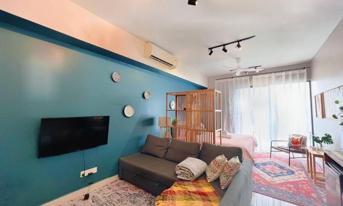 Sungai Buloh Apartamento | Heritage Studio with Balcony D'Sara, Direct MRT Kampung Selamat, near Thomson and Sungai Buloh Hospital