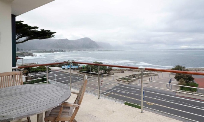 Hermanus City-Centre Apartamento | Hermanus Seaview Apartment