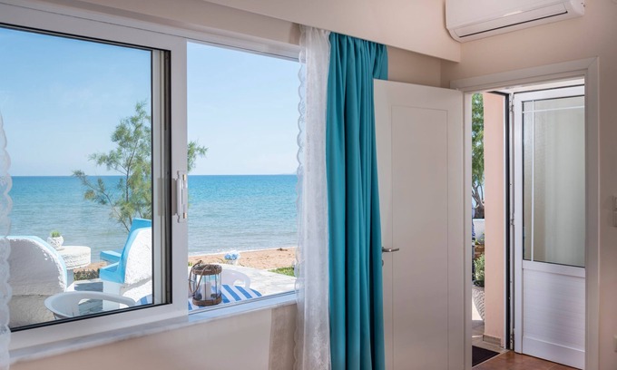 Kato Stalos Casa | Hermes Beach Front