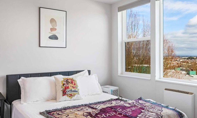 East Queen Anne Apartamento | Hermione's Time-Turner Sweet Suite