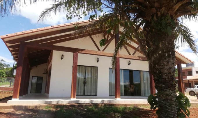 Santiago de Chiquitos Casa | Hermosa Casa de Campo en Santiago de Chiquitos