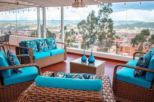 Cuenca Casa | Hermosa casa con lujoso rooftop en Cuenca