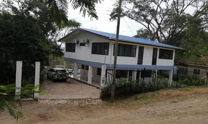 Matapalo Casa | Hermosa casa de lujo para 18 personas con piscina