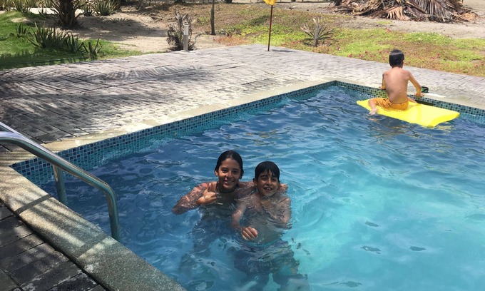 Cojimíes Casa | Hermosa casa frente al mar, dentro de conjunto privado con piscina.