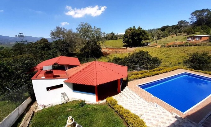 Pacifica Casa | Hermosa Finca en Bitaco.