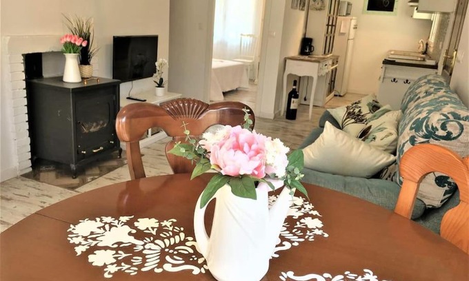 Vilafortuny Apartamento | Hermoso Apartamento Vintage