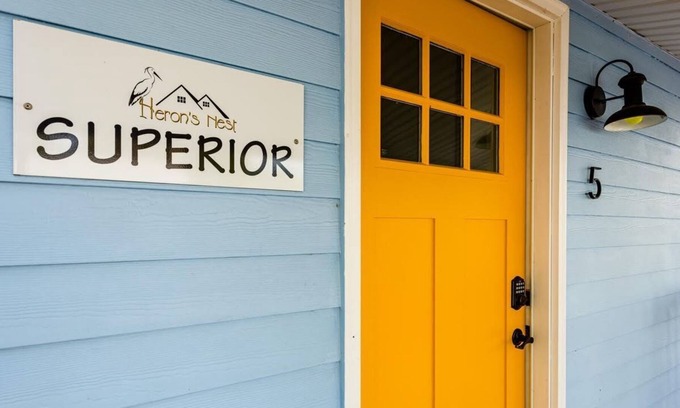 Paw Paw Lake Cabaña | Heron's Nest I Paw Paw Lake Cottages I Superior #5