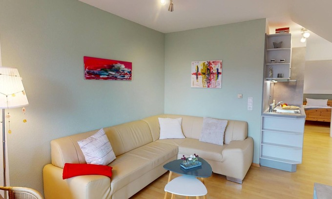 Lemkenhafen Apartamento | Herzlich Willkommen in der Ferienwohnung Ostseeblick