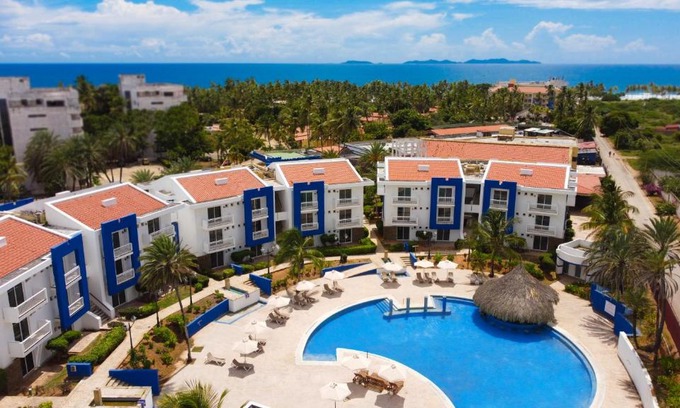 Margarita Island Hotel | Hesperia Playa el Agua