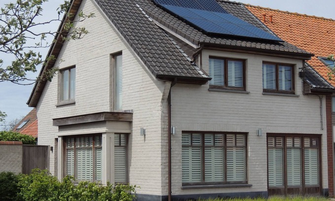 Klemskerke Villa | Het Heidehuis - beautiful vacation home with all comfort and beautiful garden