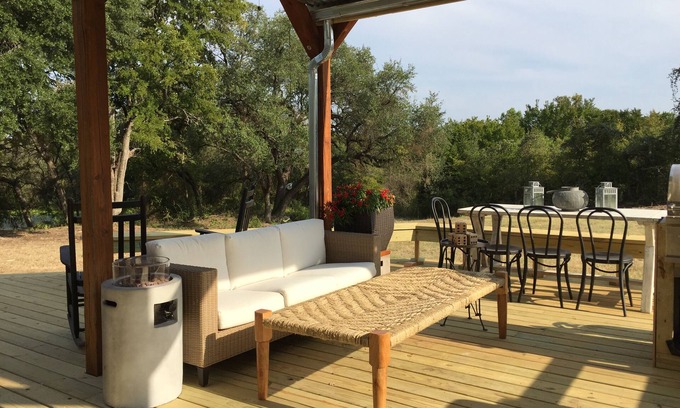 Lacy-Lakeview Casa | ¡El BARNDOMINIUM original de Fixer Upper! Organiza tus vacaciones, evento privado / boda