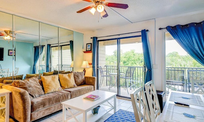 Folly Field Apartamento | HH Beach & Tennis 212C