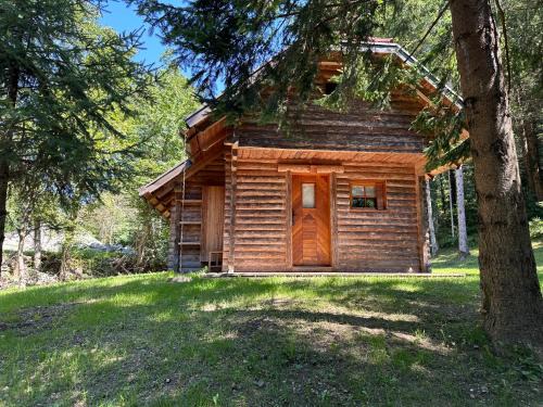 Ljubno Casa | Hiška ob potočku
