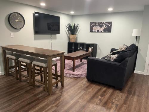 Winston - Salem Apartamento | Hibernation Station - No Cave Required