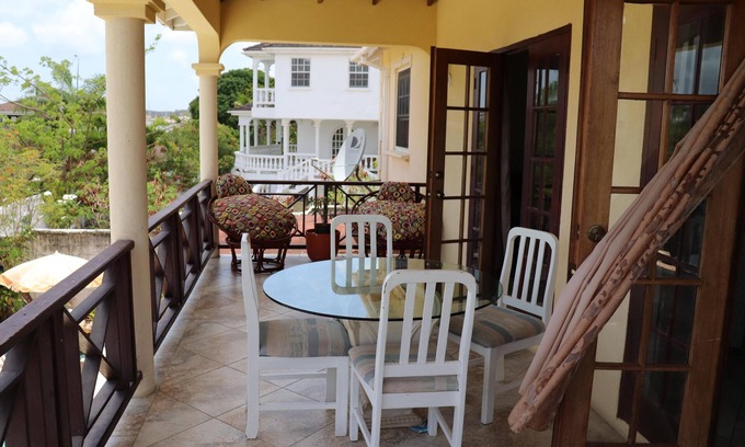 Douglas Apartamento | Hibiscus 3-bed Suite at Sungold House Barbados