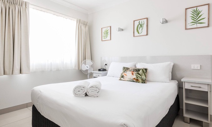 Byron Bay Hotel | Hibiscus Motel