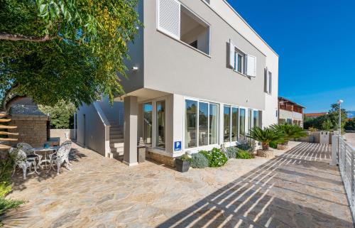 Vir Apartamento | Hibiskus App1