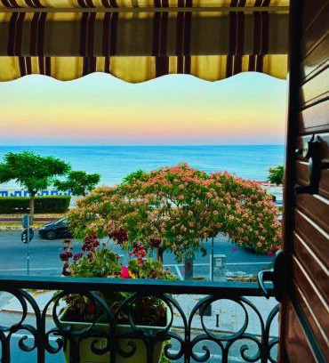 Catanzaro Lido Cama Y Desayuno | Hice Room Lungomare Fronte Mare