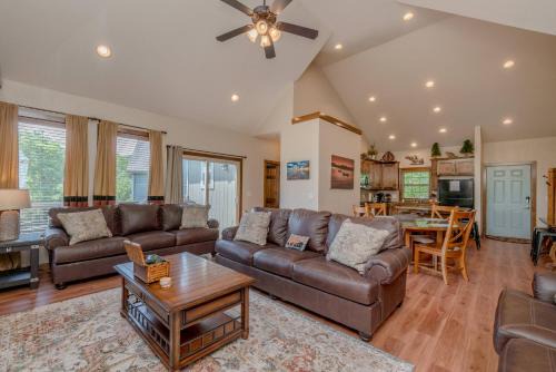 Hollister Casa | Hickory Hideaway with Communal Pool Access