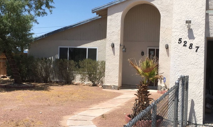 Topock Casa | Paraíso escondido en Golden Shores Topock Arizona $ 1500 al mes.