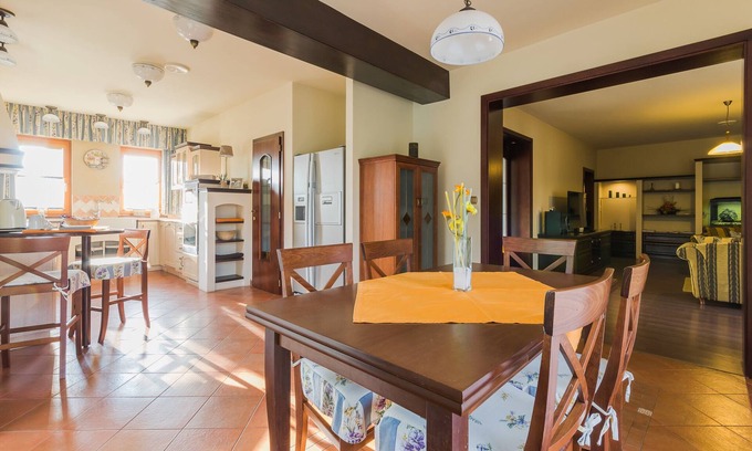 Gyorujbarat Villa | Esquina oculta de la tranquilidad - Recreación en el idílico Győrújbarát