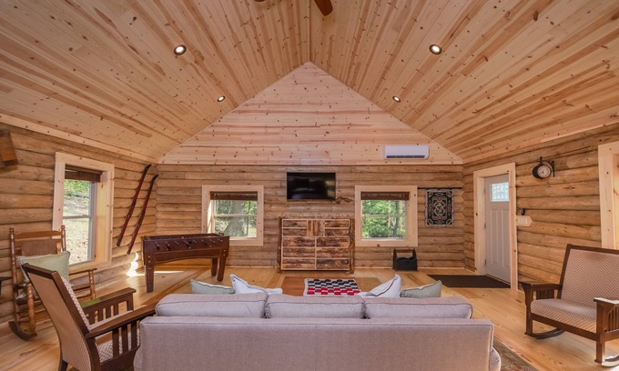 McHenry Casa | Hidden Cove