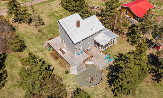 Morell Casa | Hidden Dunes Coastal Cottage with Beach Access