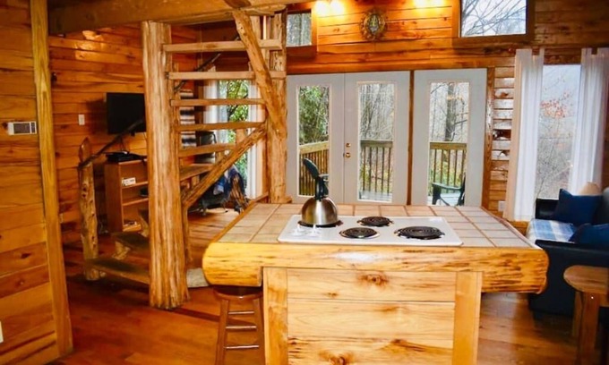 Rogers Cabina | Hidden Falls Cabin | RRG |