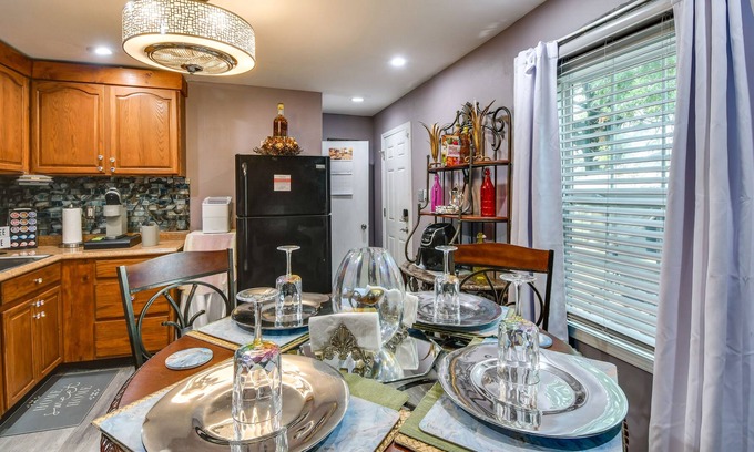 Cahokia Casa | Hidden Gem < 6 Mi to Downtown St Louis!