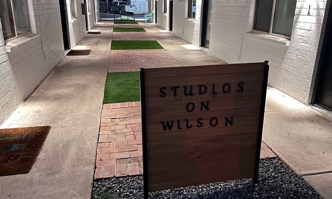 Riverside Apartamento | Hidden Gem Cozy Studio w/kitchen in the heart of Tempe
