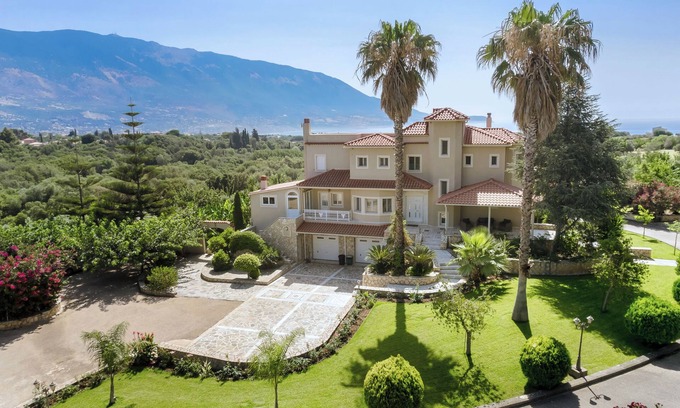 Spartia Villa | Propiedad de gemas escondidas (solo villa)