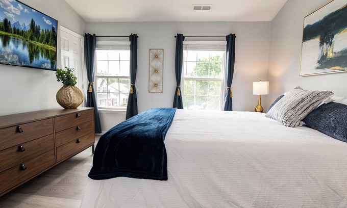 Northeast Raleigh Casa | Hidden Gem near Triangle Town Center, 540 & US-1, with Neuse River Trail access
