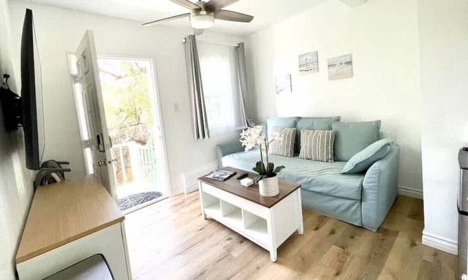 Middletown Apartamento | Hidden Gem with Hot Tub and Parking - 4 Guests