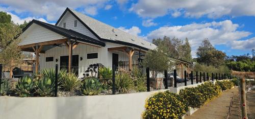 Temecula Casa | Hidden Hacienda