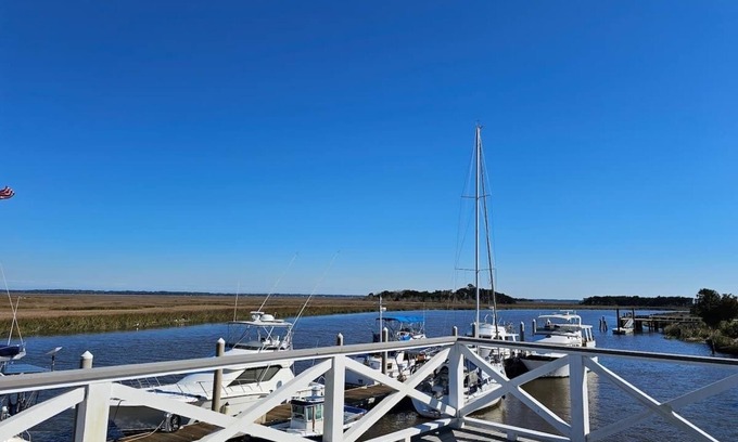 Saint Simons Island Apartamento | Hidden Harbor Summary