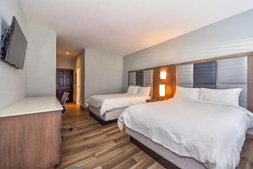 The Bight Apartamento | Hidden Haven II - 2 Bed Studio Condo