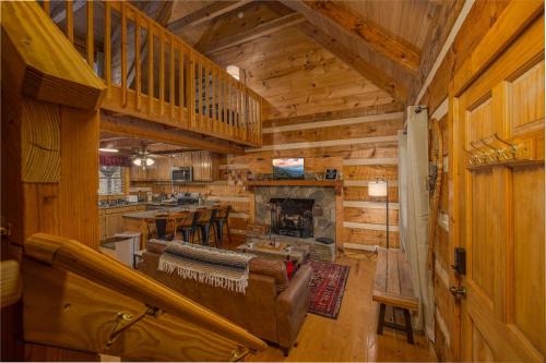 Cosby Casa | Hidden Hideaway cabin