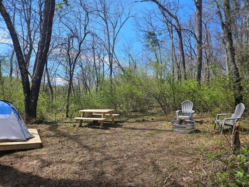 Logan Otro | Hidden Hollow Campsite at Hocking Vacations - Tent Not Included