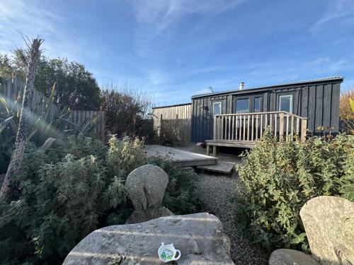 Tintagel Casa | Hidden Hut Shepards Hut Sleeps 2