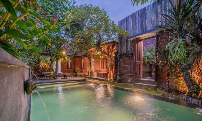 Taman Griya Villa | Hidden tropical villa pool - 10 mins from Nusa Dua