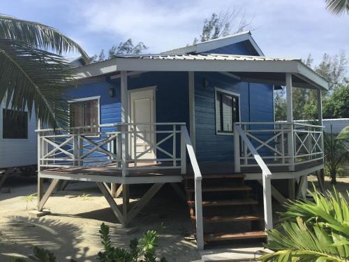 Cayo Corker Casa | Hidden Treasure Vacation Home Moodyblue Cottage