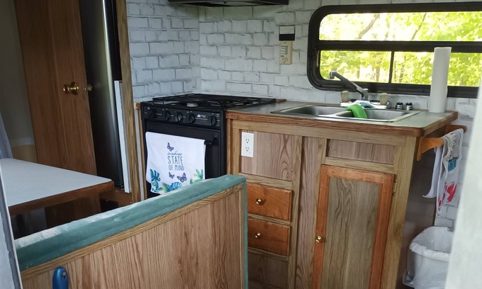 Pelham Casa | Hidden Wanderer. Drop off the map