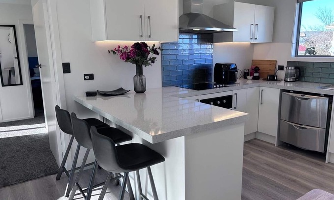 Invercargill Apartamento | Hide away from the world, apartment style, on Dee!