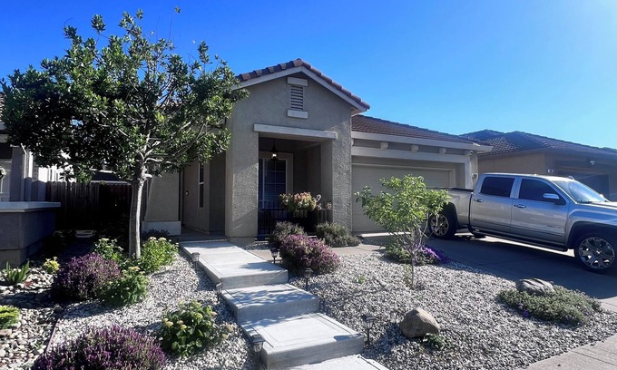 Regency Park Casa | Hideaway Haven: Where luxury meets Convenience- Near Airport & Downtown