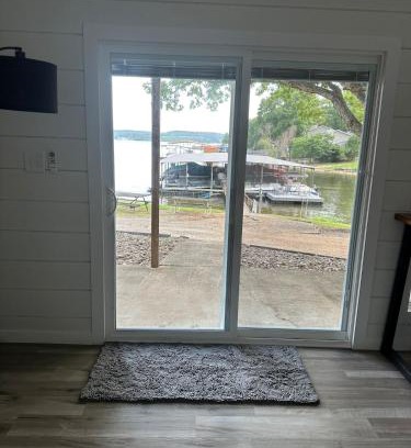 Sunrise Beach Casa | Hideaway on the lake!
