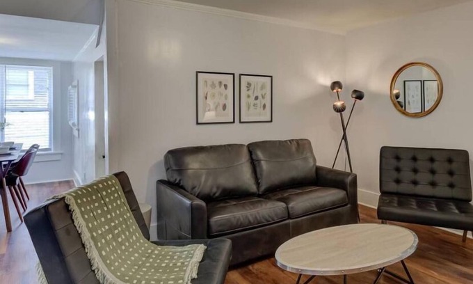 Cooper-Young Historic District Apartamento | Hideaway Retreat in the Heart of Cooper Young