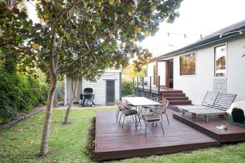 Margaret River Casa | Higgins Hideaway - Central Cottage with Garden Oasis