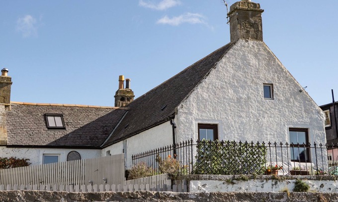 Findhorn Cabaña | HIGH BEACH, family friendly, character holiday cottage in Findhorn