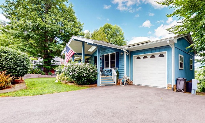Pineola Casa | High Country Cottage