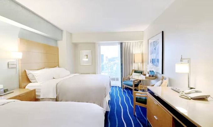 Honolulu Apartamento | High FL-31st Ala Moana Hotel Premium Double Room with Partial Ocean Views